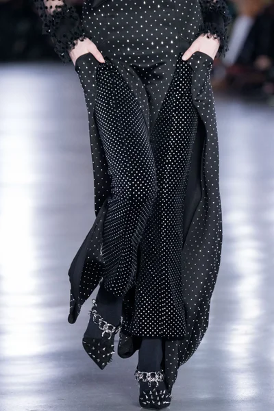 Look 170